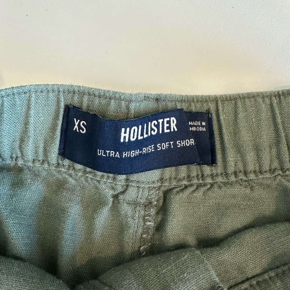 High rise Green Women's Cargo Shorts - Picture 5 of 5